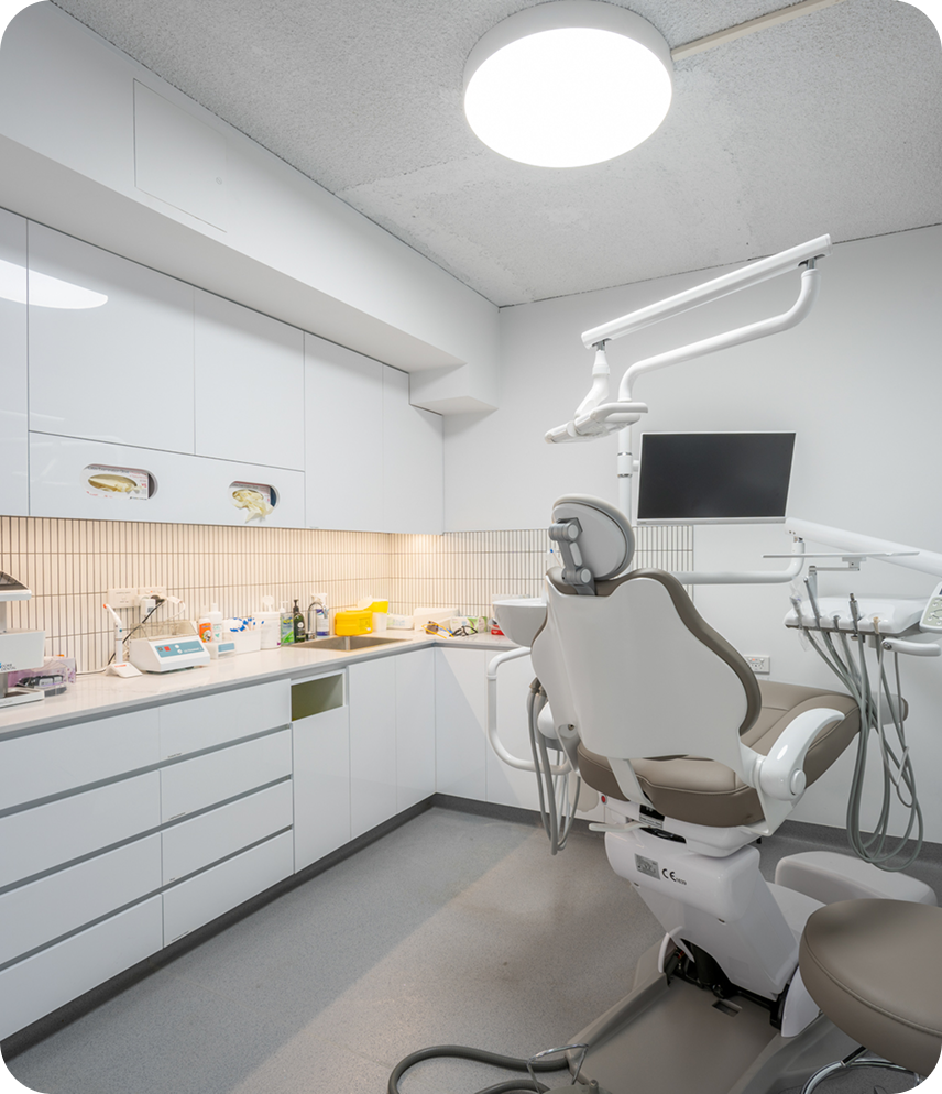 T32 Dental Melbourne clinic equipped with latest dental technology, a modern patient chair, and efficient treatment setup.